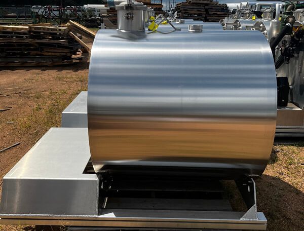 300-Gallon Stainless Steel Slide-in For Sale