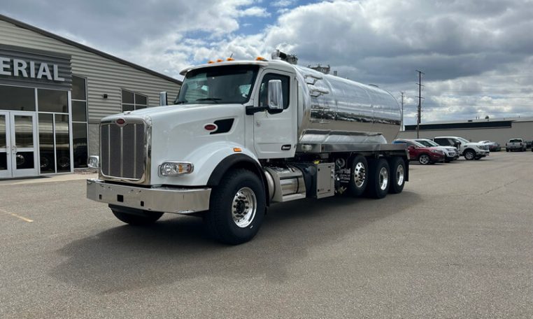 2024 Peterbilt 567 5000-Gallon Aluminum Tank Package for Sale