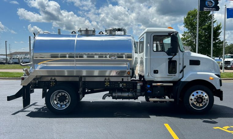 2024 Mack MD6 1850-Gallon Aluminum Tank Package For sale