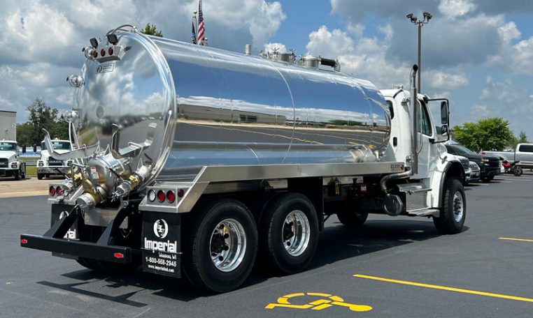 2024 Freightliner M2 4000-Gallon Aluminum Tank Package