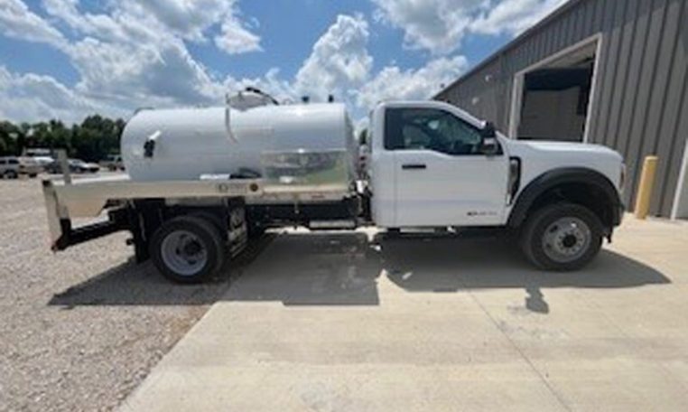 2024 Ford F550 980-Gallon Steel Tank Package for sale