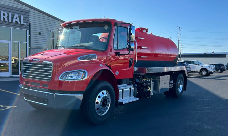 2024 Freightliner M2 2500-Gallon Steel Tank Package for sale